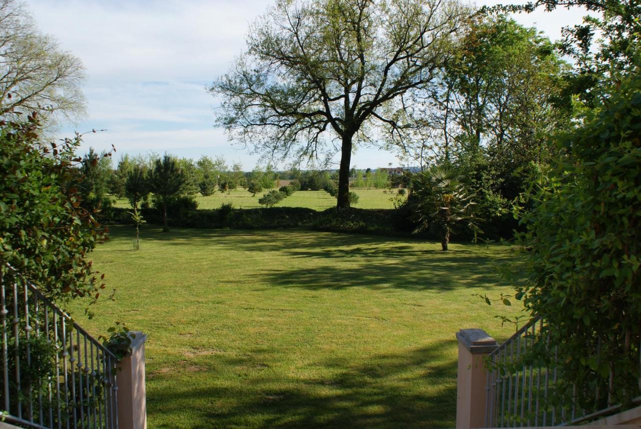 Chateau De Grenier Gite Villa Saint-Léger Екстериор снимка